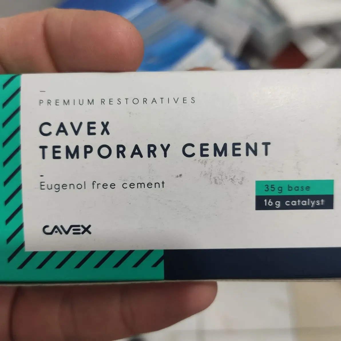 Temporary cement (eugenol free)