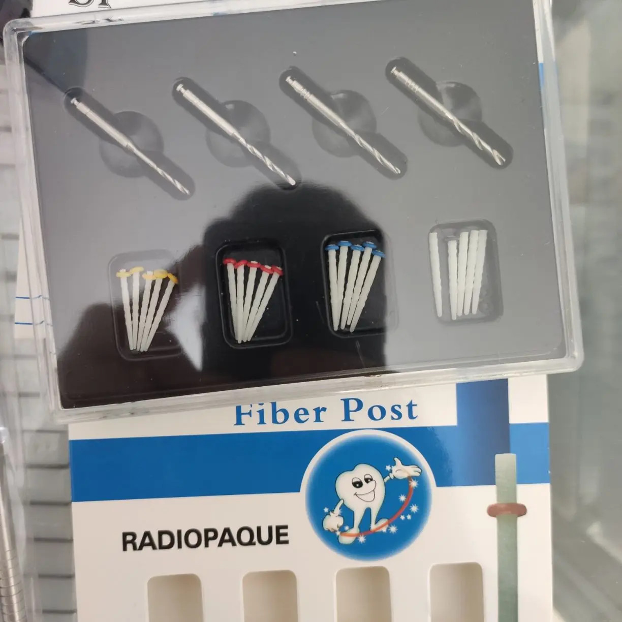 Fiber posts and its drills